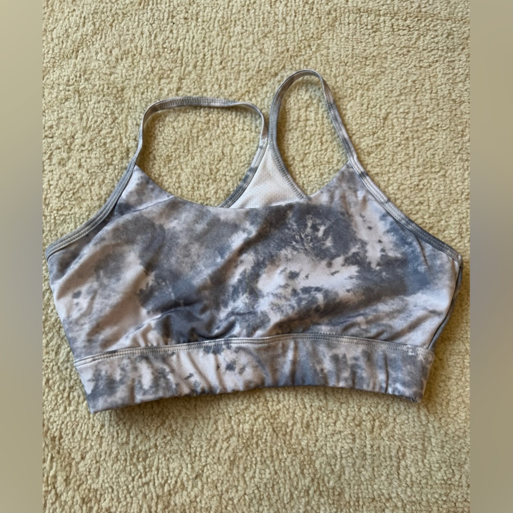 PrettyLittleThing Sports Bra